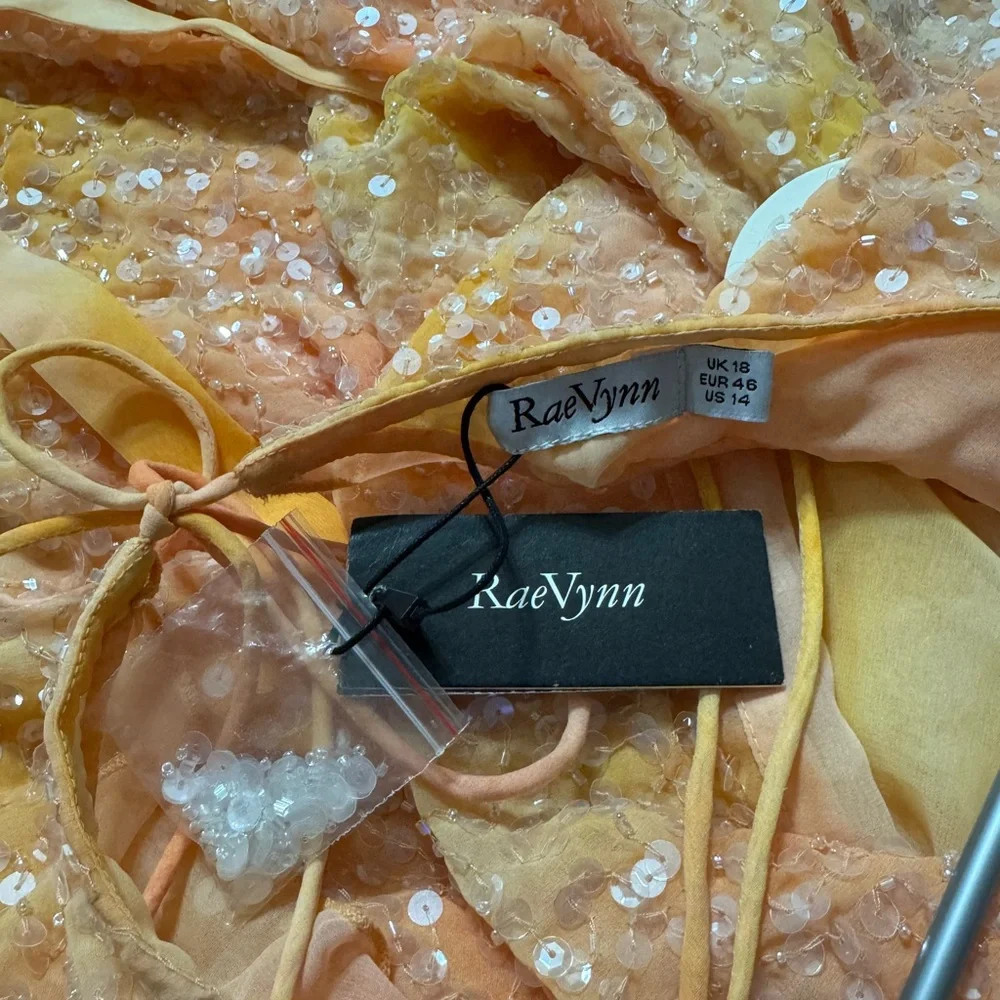 NWT RaeVynn Havannah Dress Size 14 Sold Out on Website - Picture 15 of 16